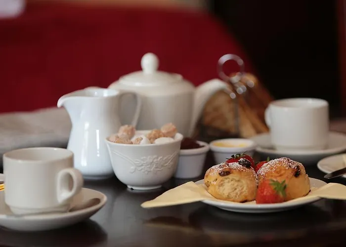 Riverside Ξενοδοχείο 4*