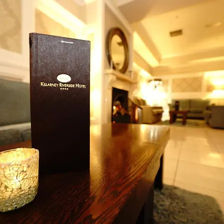 Riverside فندق