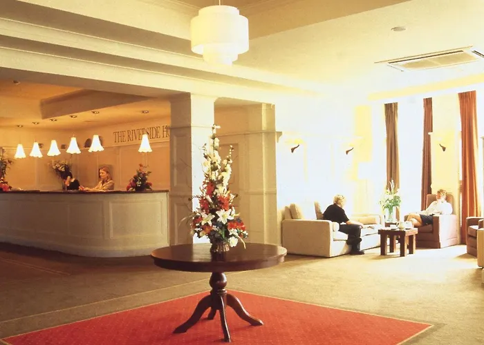 Riverside 4*